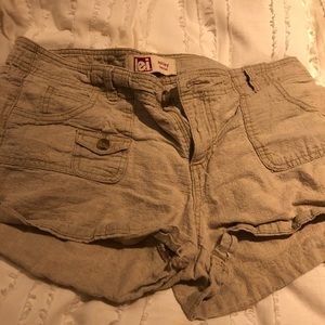 Woman’s khaki shorts